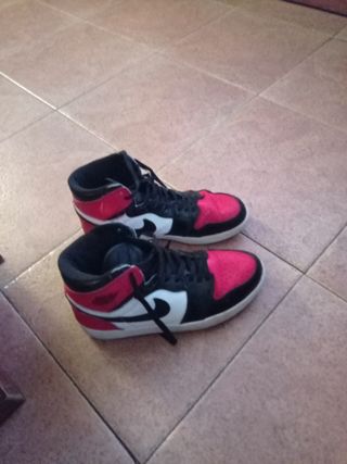 Deportivas nike Air Jordan talla 39 de segunda mano por 35 EUR en Sevilla  la Nueva en WALLAPOP