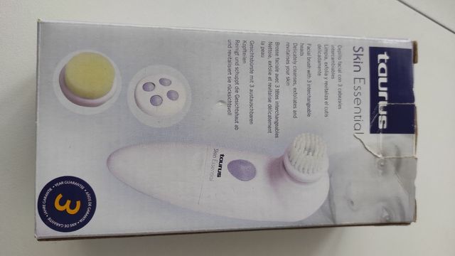 Cepillo facial con tres cabezales