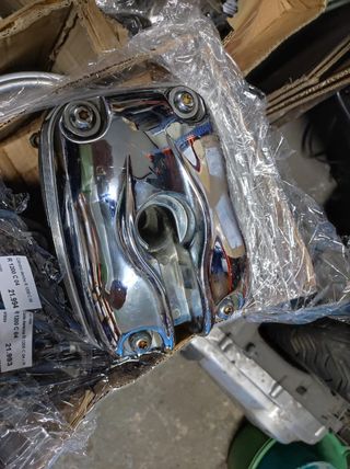Tapa culata BMW R 1200 C, derecha, cromada