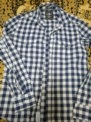 Blusa Vichy Zara de segunda mano por 2,99 EUR en Barcelona en WALLAPOP