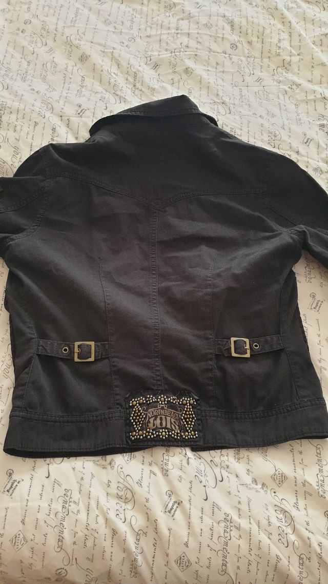 Chaqueta vaquera Lois negra.