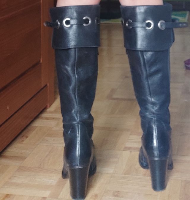 Botas piel negras 36