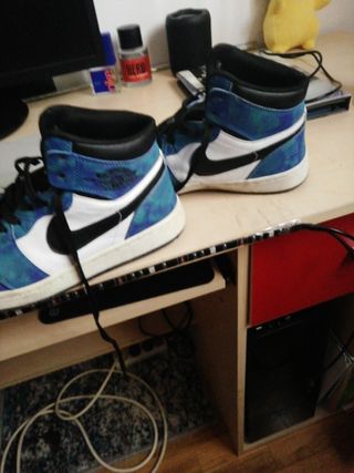 NIKE JORDAN 1 high de segunda mano por 40 EUR en Zamora en WALLAPOP