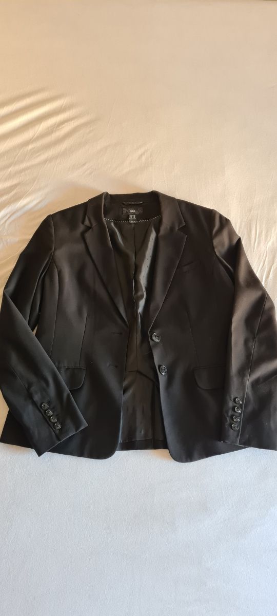 Blazer negra entallada