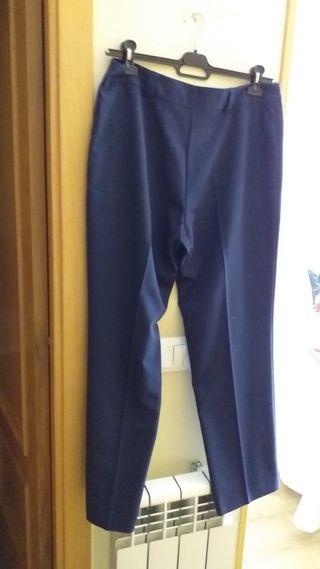 PANTALÓN MUJER CON ELÁSTICO EN LA CINTURA Y 2 BOLSILLOS