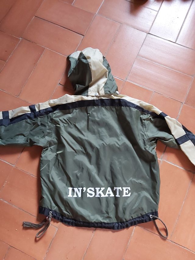 Impermeable infantil.