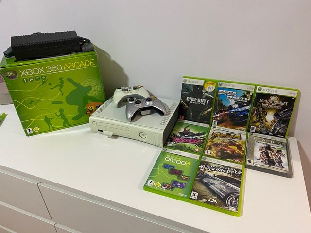 XBOX 360 Arcade
