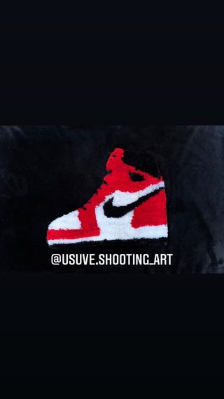 ALFOMBRA AIR JORDAN REBAJAS FEBRERO de segunda mano por 59 EUR en Torrejón  de Ardoz en WALLAPOP