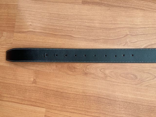 Cinturón negro cuero