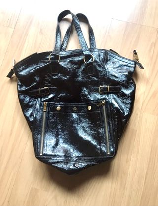 Bolso Yves Saint Laurent de segunda mano por 350 EUR en Sabadell en WALLAPOP