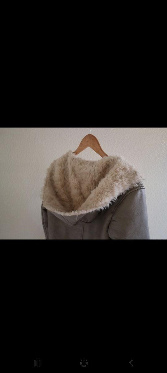 Abrigo Zara talla S Piel sintetica con borregillo