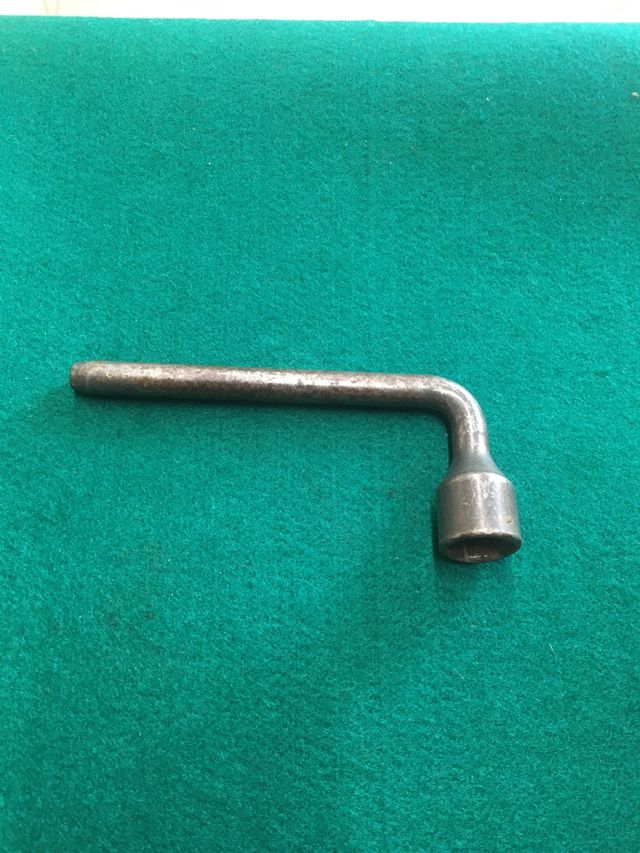 Llave rueda bicicleta BH