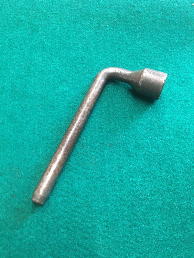 Llave rueda bicicleta BH