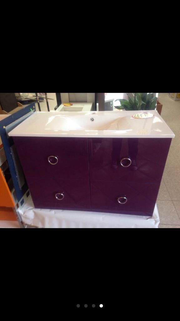 Mueble lavabo nuevo