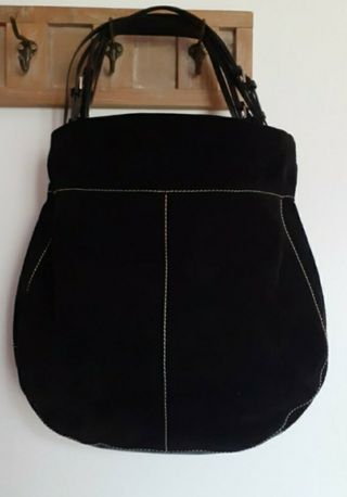 Bolso ante negro Purificación García de segunda mano por 34 EUR en Hoyo de  Manzanares en WALLAPOP