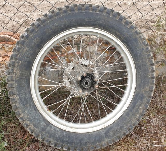 RUEDA TRASERA COMPLETA de Fantic 303