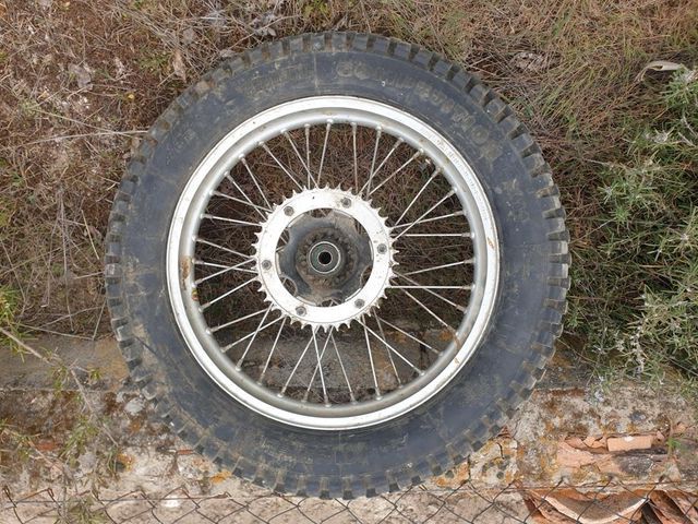 RUEDA TRASERA COMPLETA de Fantic 303