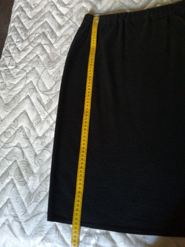 Gonna nera in misto lana