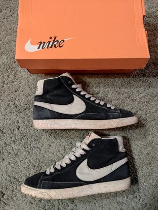 Nike Blazer Mid\\'77 vintage edition talla 38,5 de segunda mano por 25 EUR  en Tarragona en WALLAPOP