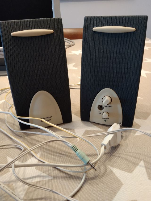 Altavoces ordenador