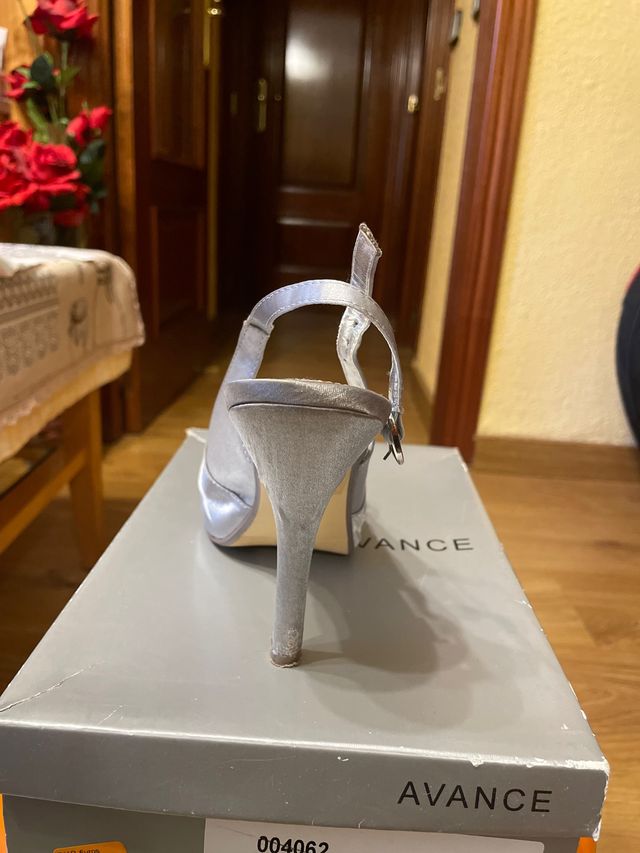 Zapato fiesta (talla 36)