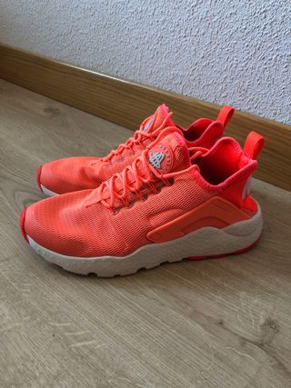 Huarache Verdaderas Nike de segunda mano por 24 EUR en Madrid en WALLAPOP