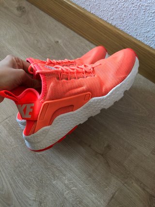 Huarache Verdaderas Nike de segunda mano por 24 EUR en Madrid en WALLAPOP