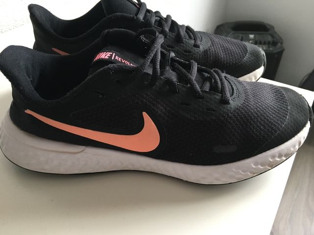 Deportivos Nike Revolution 5 GS
