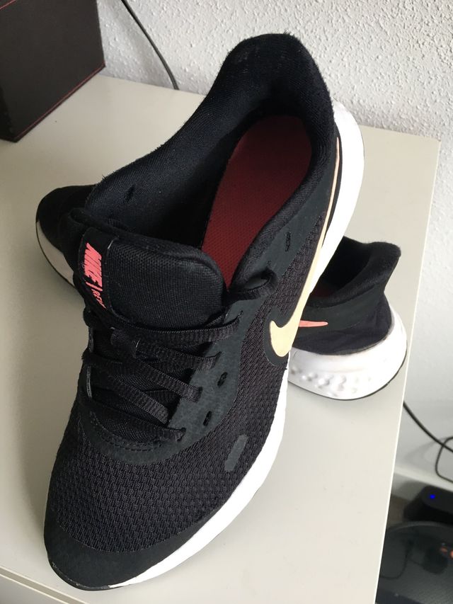 Deportivos Nike Revolution 5 GS