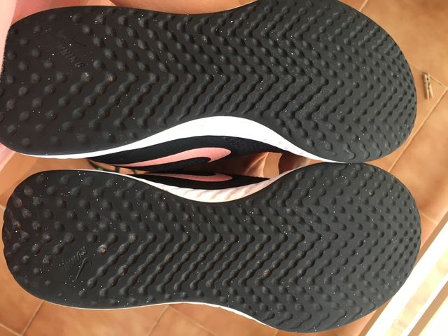 Deportivos Nike Revolution 5 GS