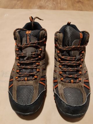 Botas de Montaña Columbia mujer talla 39 de segunda mano por 35 EUR en Las  Rozas de Madrid en WALLAPOP