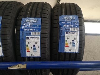 Neumaticos 215/65R16 88H Interstate by Michelin