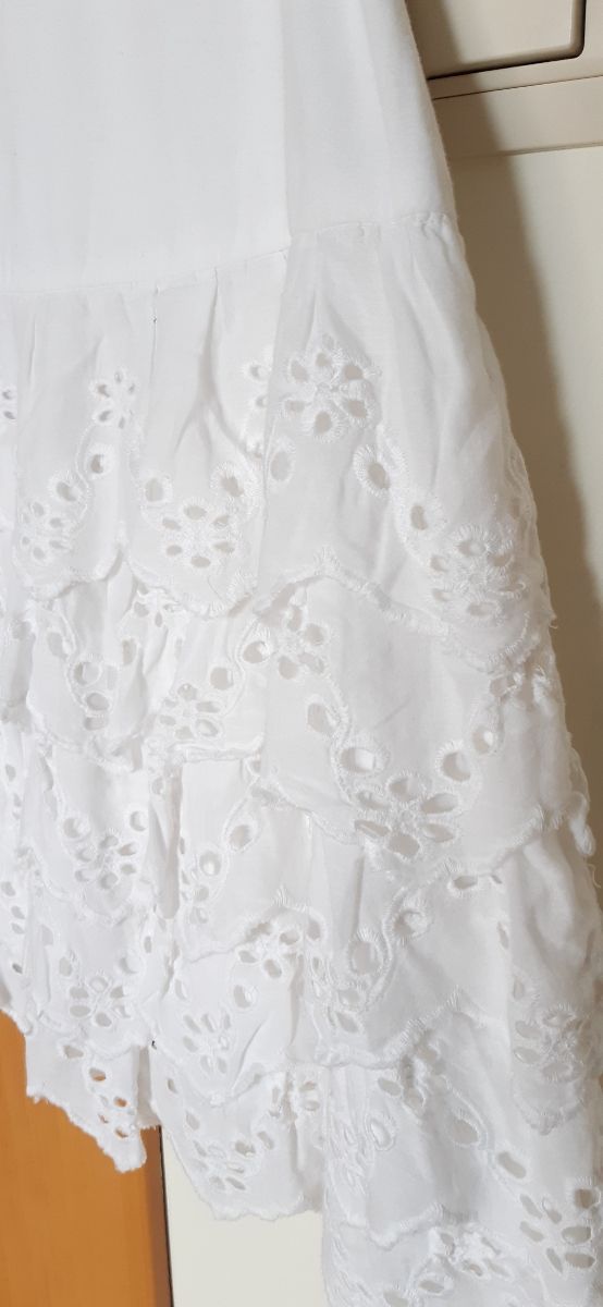 Falda T.M blanca de volantes Elogy