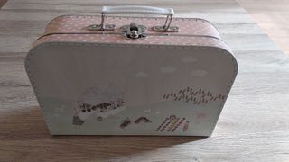NUEVA. Caja\\/maleta para guardar juguetes niña rosa de segunda mano por 9  EUR en Móstoles en WALLAPOP