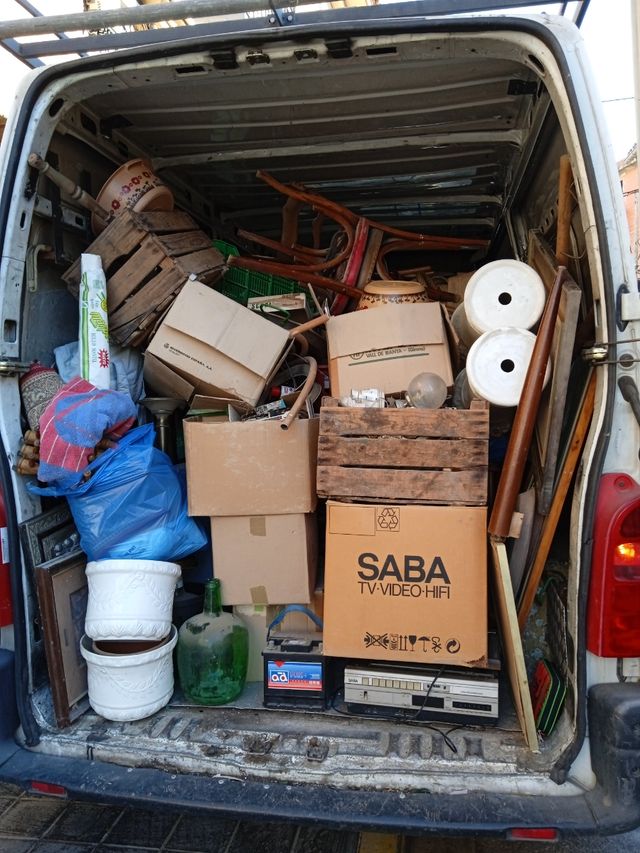 se vacían pisos casas bajos gratis