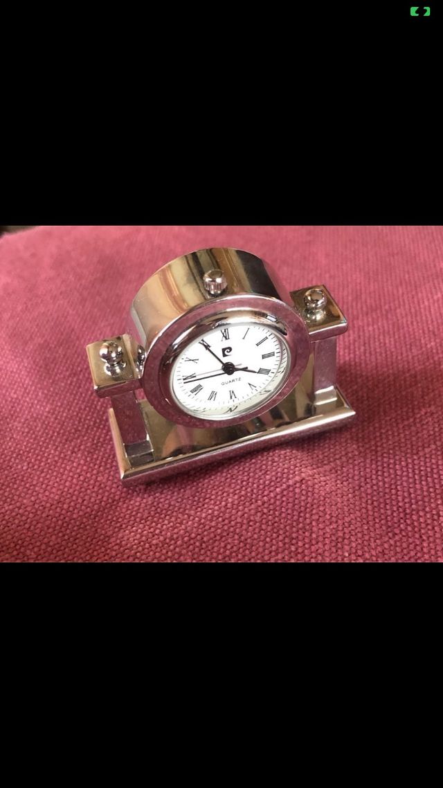 RELOJ MINIATURA PIERRE CARDIN ( sin estrenar)