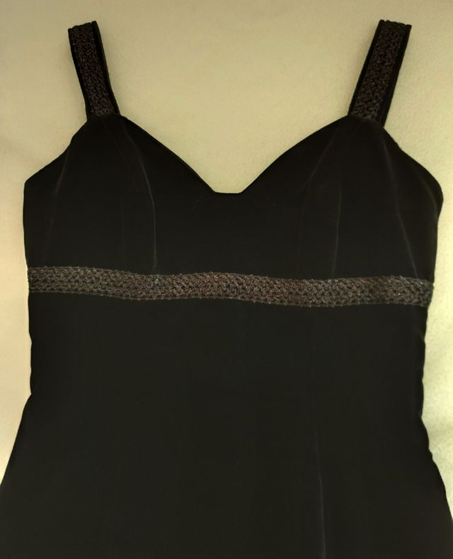 Vestido de fiesta, entallado