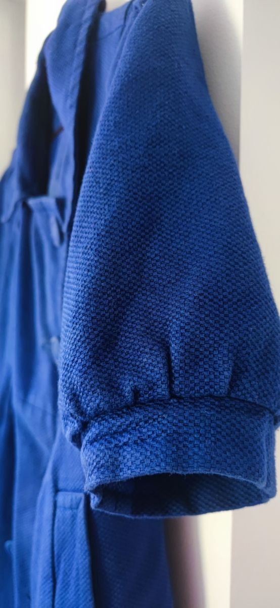 Abrigo azul manga corta estilo vintage