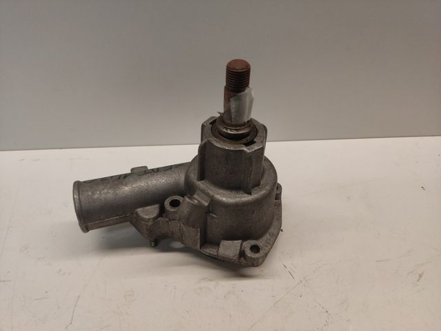 Bomba de agua Seat 1430