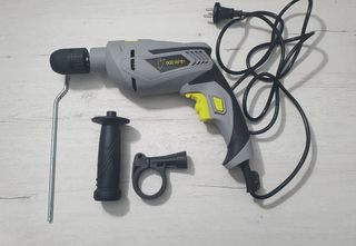 Taladro 900w 13mm Alcampo de segunda mano por 25 EUR en Alicante en WALLAPOP