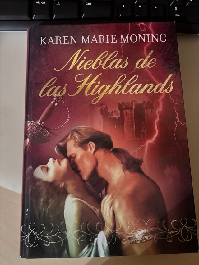Novela Nieblas en las Highlands