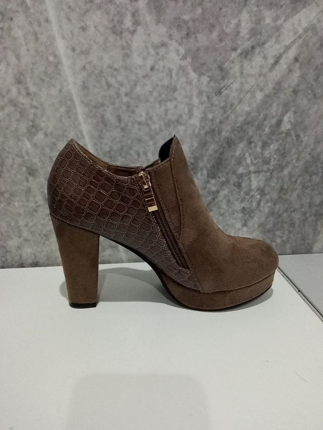 zapato abotinado abte