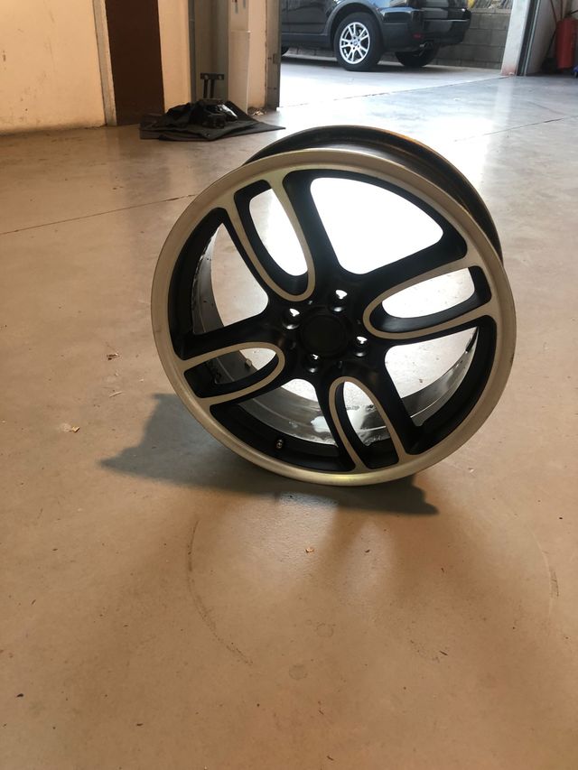 Llanta mini 17 pulgadas