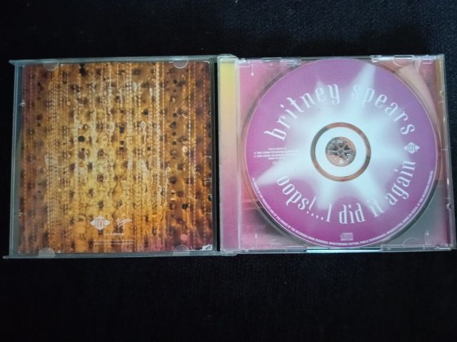 Britney Spears Oops I did It again