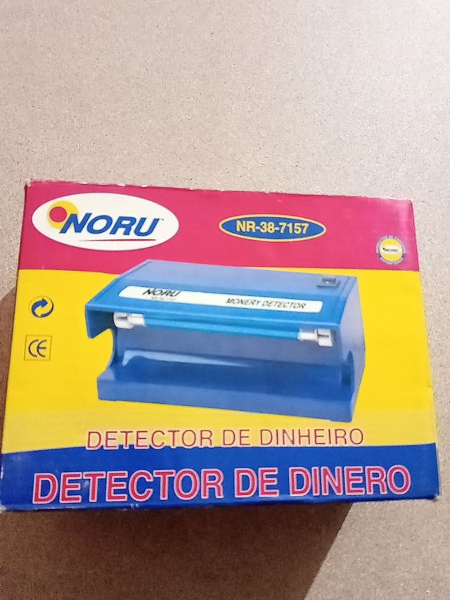 Detector de billetes falsos