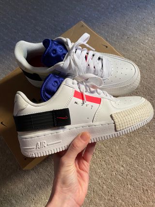 Nike air force type de segunda mano por 60 EUR en Barcelona en WALLAPOP