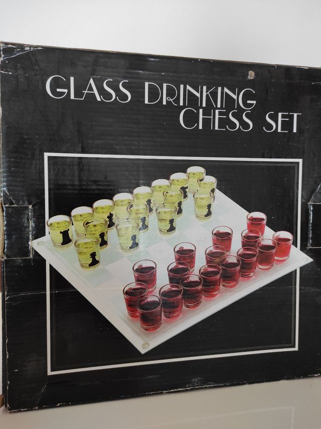 juego de ajedrez con chupitos