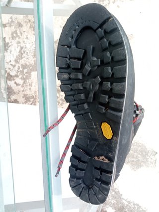 Botas de hombre Quechua Bionnassay de segunda mano por 30 EUR en Almería en  WALLAPOP