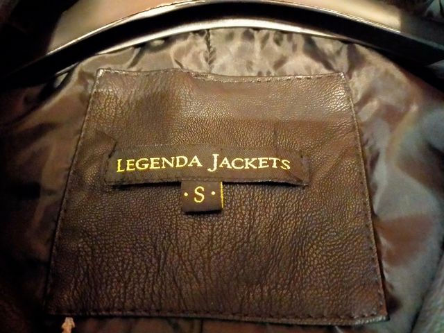 CAZADORA POLIPIEL NEGRA BORDADA SEÑORA