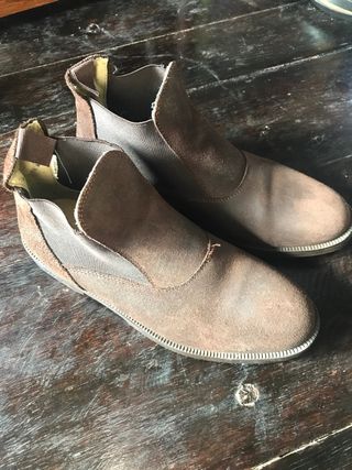 Botín piel marrón hombre T 42 de segunda mano por 30 EUR en Gatika en  WALLAPOP